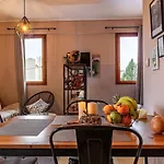 Amalia's Serendipity - Lights & Mountain Vistas * Kalamata
