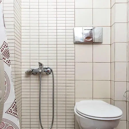 Amalia's Serendipity - Lights & Mountain Vistas