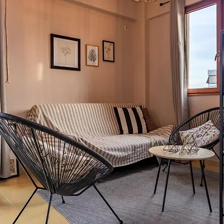 Amalia's Serendipity - Lights & Mountain Vistas *