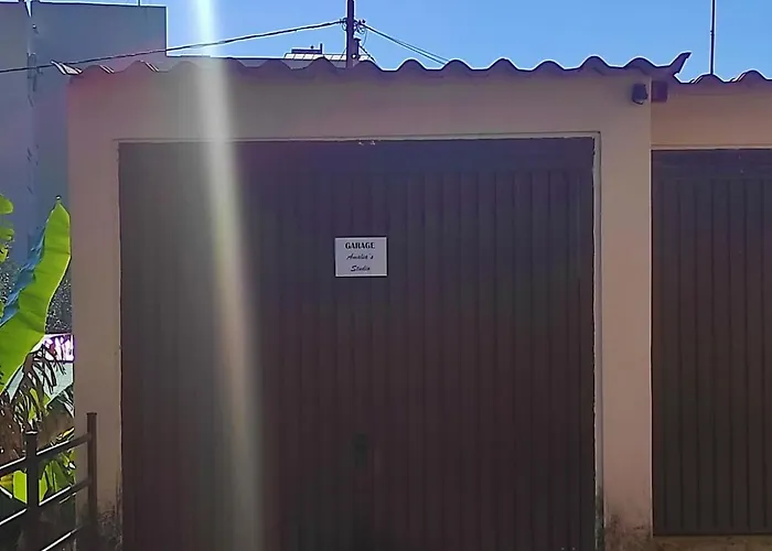 Amalia's Serendipity - Lights & Mountain Vistas Kalamata