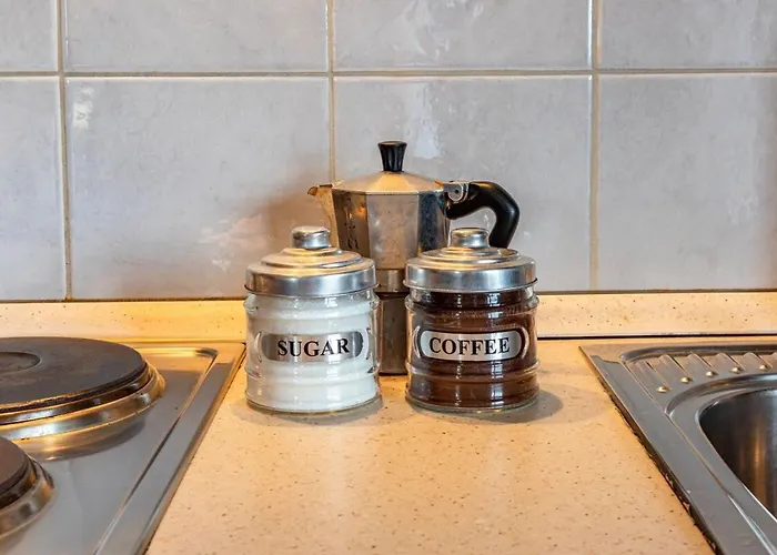 Amalia's Serendipity - Lights & Mountain Vistas Kalamata